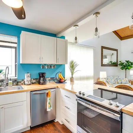 Downtown Kailua-Kona Condo With Pool And Views Exterior photo